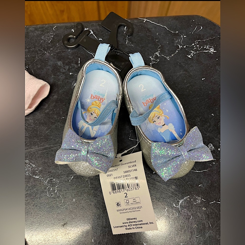 Disney Baby Blue Cinderella Shoes Princess Size 2 Silver Dress Sandals Bow - NWT